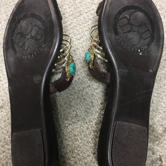 BCBG sandals - Picture 3 of 3